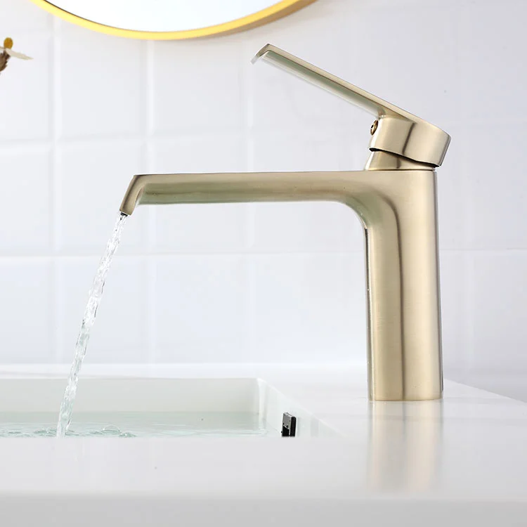 Deck Mount Hot and Cold Basin Tap Faucet
